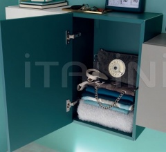 Итальянские Стенки и шкафы - Прихожая LV207 Итальянские Стенки и шкафы - Прихожая LV207 фабрика Moretti Compact