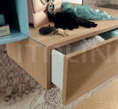 Итальянские Стенки и шкафы - Прихожая LV208 Итальянские Стенки и шкафы - Прихожая LV208 фабрика Moretti Compact