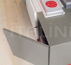 Итальянские Стенки и шкафы - Прихожая LV209 Итальянские Стенки и шкафы - Прихожая LV209 фабрика Moretti Compact