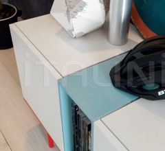 Итальянские Стенки и шкафы - Прихожая LV209 Итальянские Стенки и шкафы - Прихожая LV209 фабрика Moretti Compact