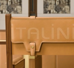 Стул с подлокотниками Refissa фабрика Ludovica Mascheroni