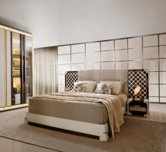 Тумбочка Krystal фабрика Ludovica Mascheroni