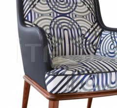 Стул с подлокотниками Balmoral Essence фабрика Ludovica Mascheroni