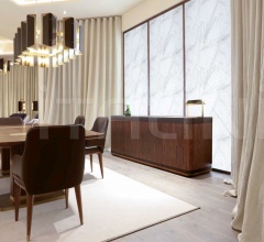 Стул с подлокотниками Via Bagutta фабрика Ludovica Mascheroni