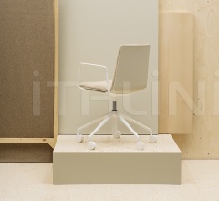 Итальянские Кабинет - Кресло Flex High Back SO1659 фабрика Andreu World