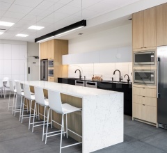 Итальянские Рестораны/Бары - Барный стул Flex High Back BQ1665 фабрика Andreu World