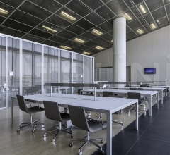 Итальянские Кабинет - Кресло Lineal Corporate SO0781 фабрика Andreu World