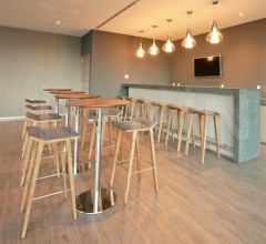 Итальянские Рестораны/Бары - Барный стул Moody BQ1261 фабрика Andreu World