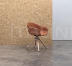 Стул с подлокотниками Next SO0496 Стул с подлокотниками Next SO0496 фабрика Andreu World