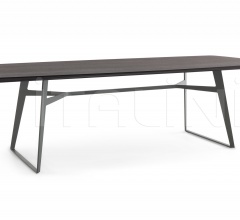 Стол обеденный Clipper фабрика Poliform