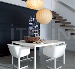 Стол обеденный Trevi фабрика Poliform