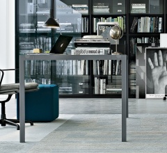 Стол обеденный Trevi фабрика Poliform