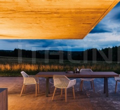 Стул Maia Dining armchair Maia teak legs фабрика Kettal