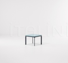 Столик Park Life Side table 50x50 фабрика Kettal