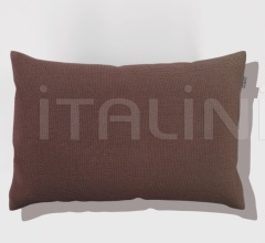 Подушка Objects Cushion 62x38 фабрика Kettal