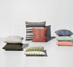 Подушка Terrain Fabric Cushion 60x40 фабрика Kettal