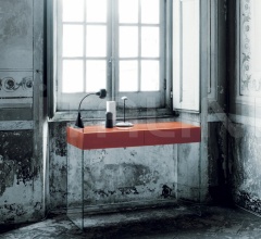 Итальянские Консоли - Консоль Float фабрика Glas italia