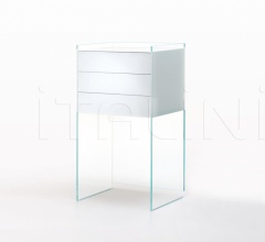 Итальянские Спальни - Комод Float Итальянские Спальни - Комод Float фабрика Glas italia