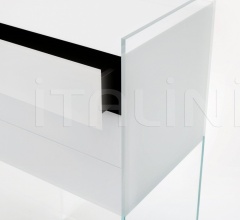 Итальянские Спальни - Комод Float Итальянские Спальни - Комод Float фабрика Glas italia