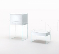 Итальянские Спальни - Комод Float Итальянские Спальни - Комод Float фабрика Glas italia