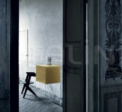 Итальянские Спальни - Комод Float Итальянские Спальни - Комод Float фабрика Glas italia