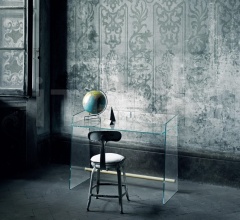 Итальянские Письменные столы - Письменный стол Pirandello фабрика Glas italia
