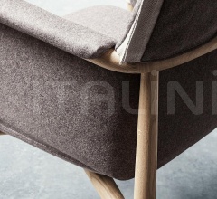 Кресло E015 Embrace Кресло E015 Embrace фабрика Carl Hansen & Son