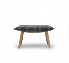 Итальянские Пуфы - Пуф E016 Embrace фабрика Carl Hansen & Son