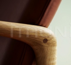 Кресло OW124 Beak Кресло OW124 Beak фабрика Carl Hansen & Son