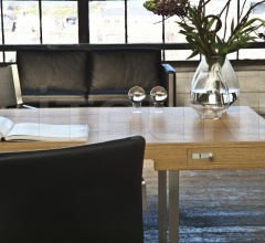 Итальянские Письменные столы - Письменный стол CH110 фабрика Carl Hansen & Son