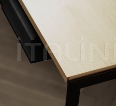 Итальянские Письменные столы - Письменный стол PK52A Student фабрика Carl Hansen & Son