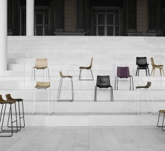 Итальянские Рестораны/Бары - Барный стул BA004T Preludia Итальянские Рестораны/Бары - Барный стул BA004T Preludia фабрика Carl Hansen & Son