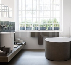 Зеркало Insegna фабрика Agape