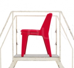 Стул Delta фабрика Arflex