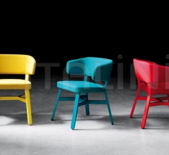 Стул с подлокотниками CROISSANT 571 фабрика Billiani