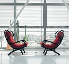 Кресло Continuum фабрика Bonacina