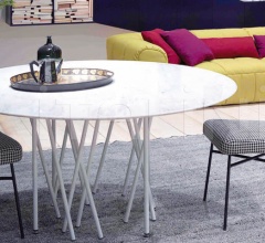 Итальянские Столы обеденные - Стол обеденный Octopus фабрика Arflex