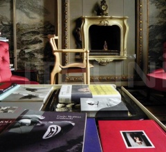 Стул с подлокотниками GAULINO CHAIR Стул с подлокотниками GAULINO CHAIR фабрика BD Barcelona Design