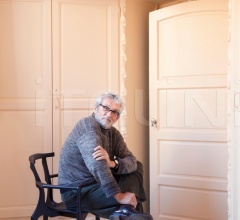 Стул с подлокотниками GAULINO CHAIR Стул с подлокотниками GAULINO CHAIR фабрика BD Barcelona Design