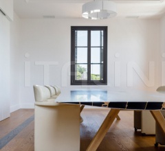 Итальянские Столы для конференц зала - Стол обеденный Table B Cable Management Итальянские Столы для конференц зала - Стол обеденный Table B Cable Management фабрика BD Barcelona Design