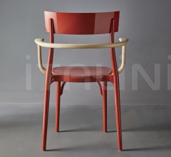 Итальянские Уличная мебель - Стул с подлокотниками Milano2015.p фабрика Colico