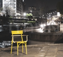 Итальянские Уличная мебель - Стул с подлокотниками Milano2015.p фабрика Colico