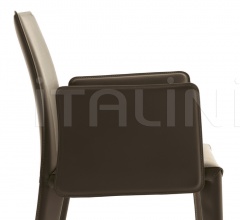 Стул с подлокотниками Karlotta.p фабрика Colico