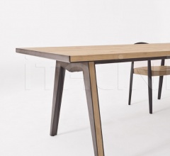 Стол обеденный Skin фабрика Colico