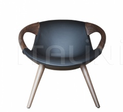 Кресло UP WOODEN ARMS 917 Кресло UP WOODEN ARMS 917 фабрика Tonon