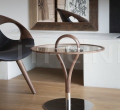 Кресло UP WOODEN ARMS 917 Кресло UP WOODEN ARMS 917 фабрика Tonon