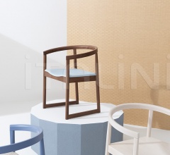 Стул с подлокотниками Nordica 601 фабрика Billiani