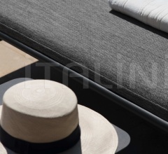 Диван MOON//ALU DAYBED Диван MOON//ALU DAYBED фабрика Talenti