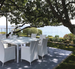 Стол обеденный TOUCH 155×155 DINING TABLE Стол обеденный TOUCH 155×155 DINING TABLE фабрика Talenti