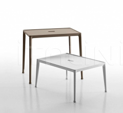 Столик Mirto Outdoor фабрика B&B Italia